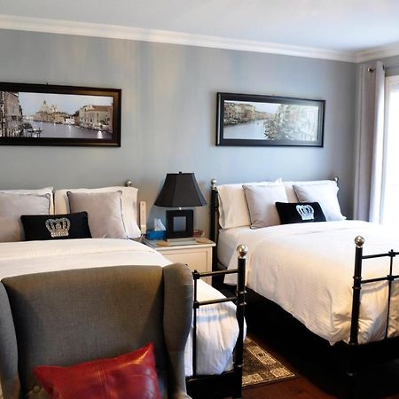 Casa Blanca Boutique Bed & Breakfast Niagara-on-the-Lake ภายนอก รูปภาพ