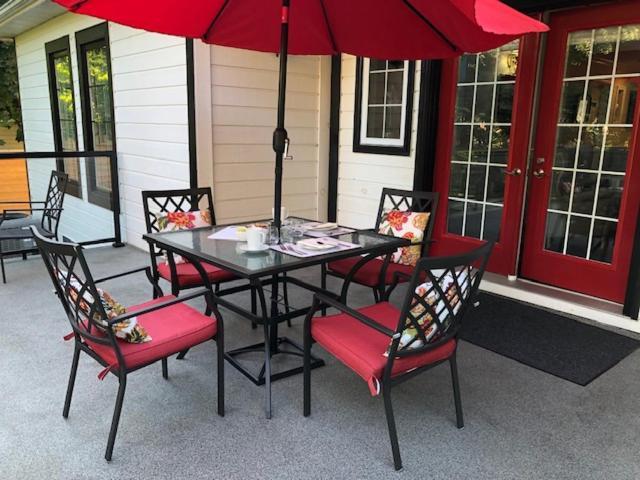 Casa Blanca Boutique Bed & Breakfast Niagara-on-the-Lake ภายนอก รูปภาพ